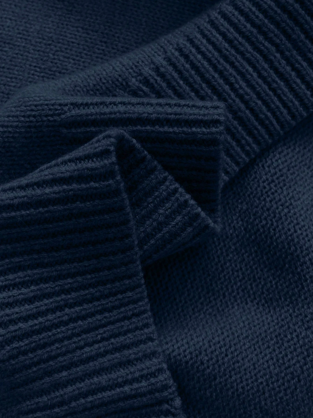 Celia | Jersey Elegante con Cuello de Encaje y Tacto de Cachemira
