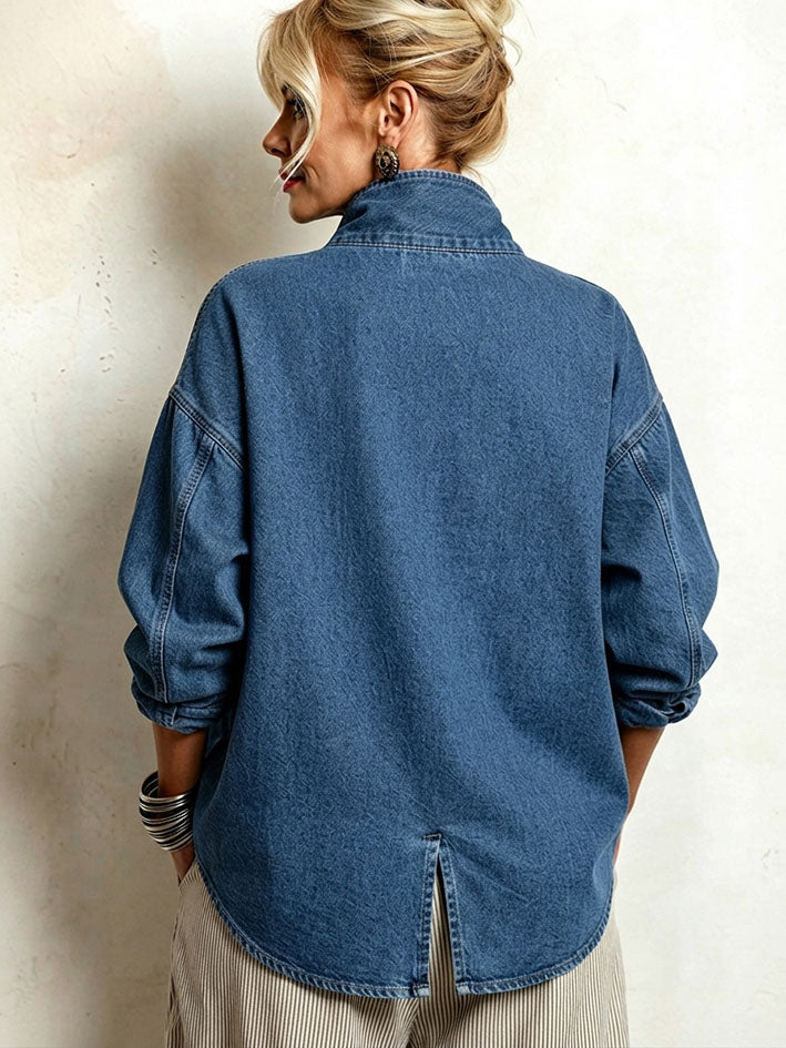 Isotta | Camisa Oversize en Denim con Abotonadura Diagonal, Azul