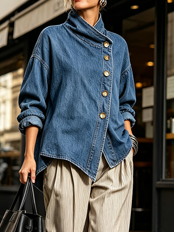 Isotta | Camisa Oversize en Denim con Abotonadura Diagonal, Azul